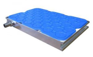 640 by 480 inch vacuum table with blue suction mat