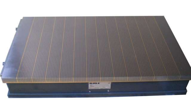 Fine pole electromagnetic chuck type BJP
