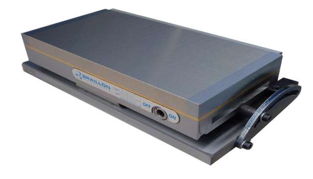 Permanent magnetic chuck on sine table